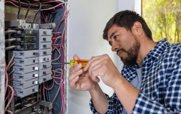 Best Circuit Breaker Repair  in Bend, OR